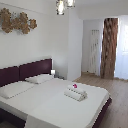 Apartment Infinity Pool & Spa Private Parking