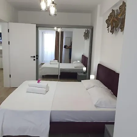 Apartment Infinity Pool & Spa Private Parking